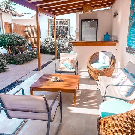 Hotel Coral Blanco With High Speed Internet Starlink And Galapagos Tour Operator Puerto Villamil Eksteriør billede
