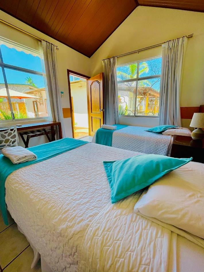 Hotel Coral Blanco With High Speed Internet Starlink And Galapagos Tour Operator Puerto Villamil Eksteriør billede
